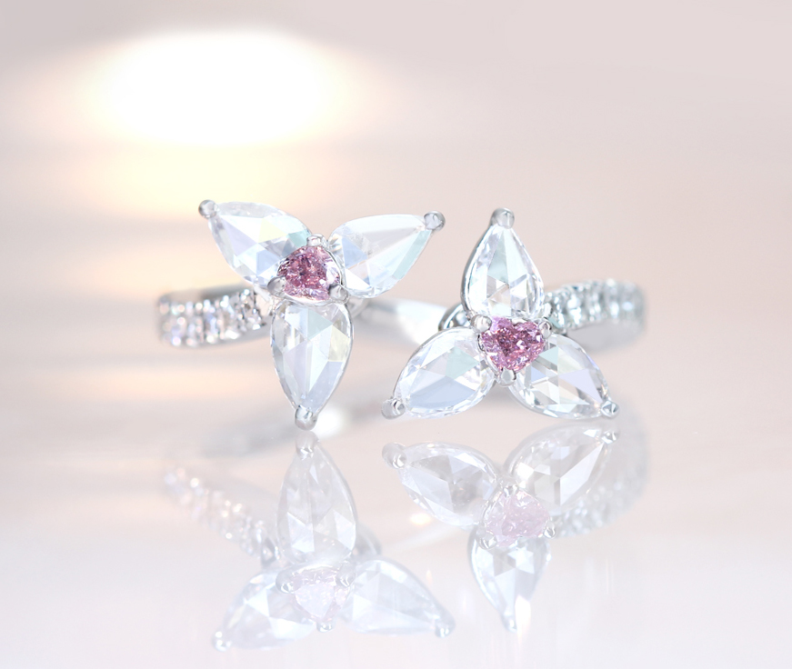 【HANDMADE】PT950 ピンクダイヤモンド 0.057ct FANCY INTENSE PINK/0.063ct FANCY PURPLISH PINK ペアシェイプ ローズカット 0.674ct トワエモア リング “Perfume of jewels”