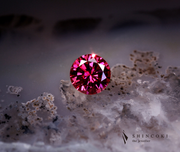 レッドダイヤモンド 0.260ct FANCY PURPLISH RED SI-2 ※中央宝石研究所ソーティングシート付