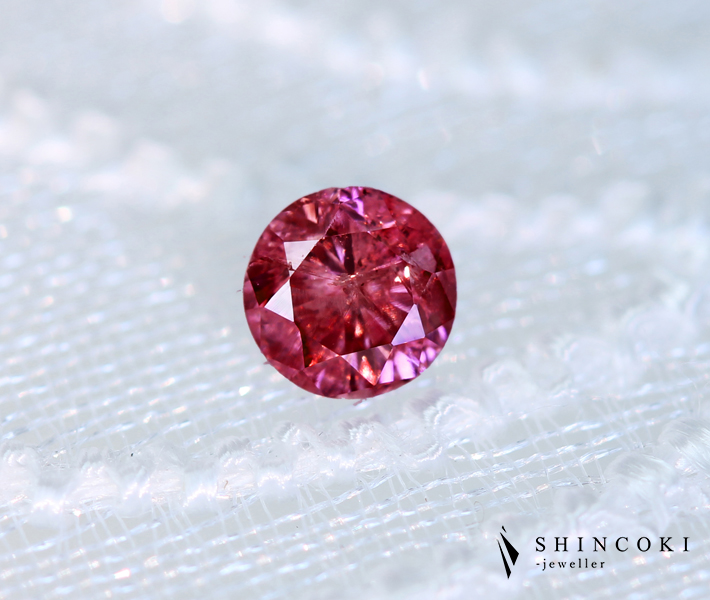 ピンクダイヤモンド ルース 0 130ct Fancy Vivid Purplish Pink I 2 Cgl ナチュラルピンクダイヤモンド Shincoki 南船場のジュエリー 宝石販売店 オーダーメイド 通販 卸 ピンクダイヤモンド ルース 0 130ct Fancy Vivid Purplish Pink I 2 Cgl ナチュラルピンクダイヤモンド Shincoki 南船場のジュエリー 宝石販売店 オーダーメイド 通販 卸