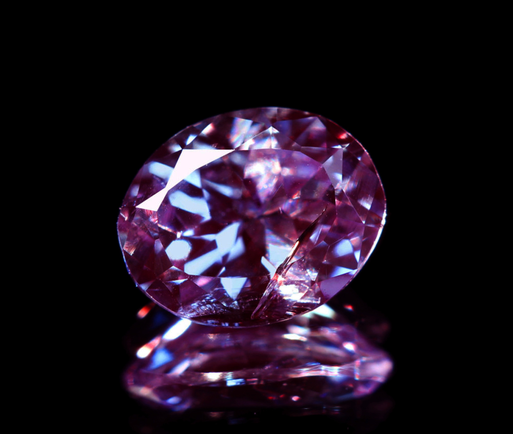 《CLOSING MOUNTAIN MUSEUM》【ALEX Lot.4】ロシア産アレキサンドライト 0.75ct ルース オーバルシェイプ《ALEXANDRITE》