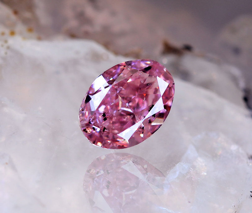 《CLOSING MOUNTAIN MUSEUM》【COLLECTOR’S LOT3】 コレクターズロット　ピンクダイヤモンド ルース FANCY INTENSE PINK 0.26ct〔GIA〕