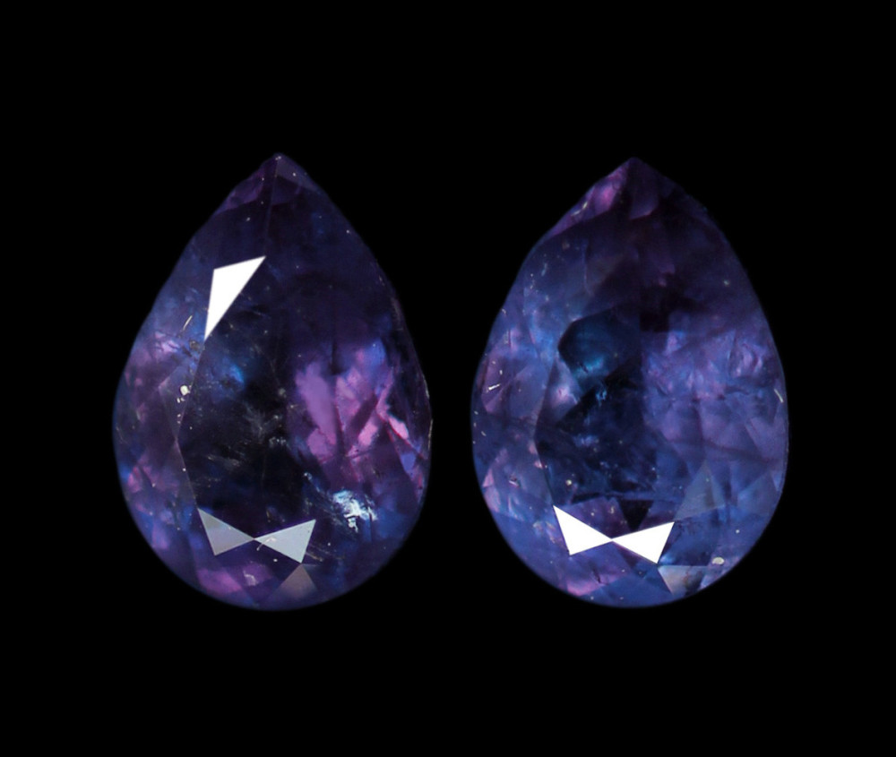 《CLOSING MOUNTAIN MUSEUM》【ALEX Lot.14】ロシア産アレキサンドライト 0.48ct/0.47ct ペア ルース ペアーシェイプ《ALEXANDRITE》