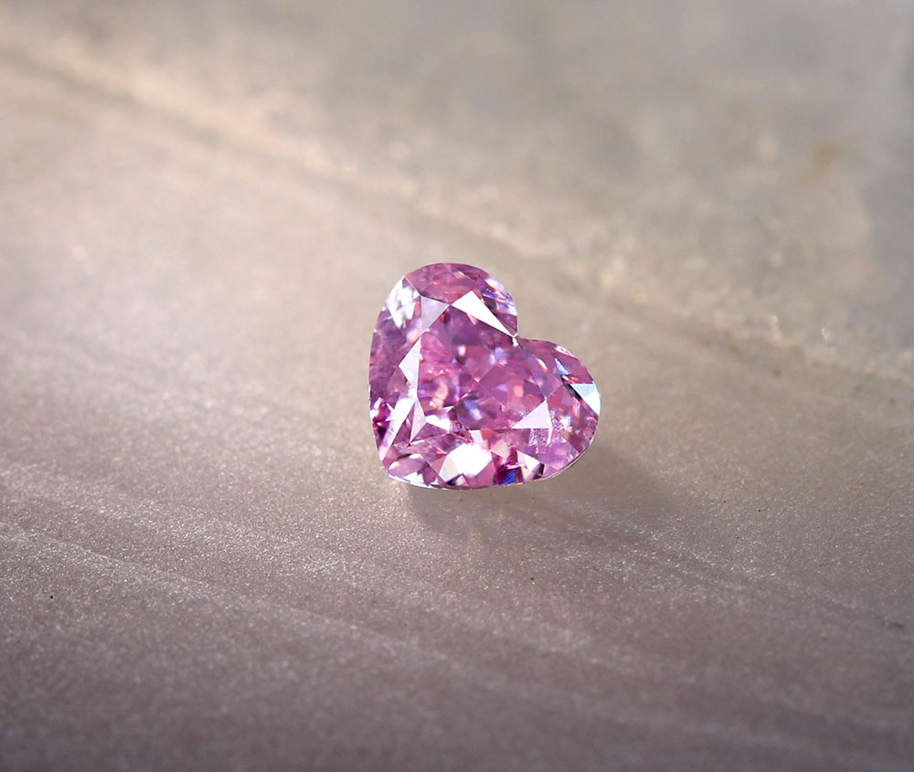 天然ピンクダイヤモンド ルース 0.277ct FANCY INTENSE PURPLE PINK SI-2 ハートシェイプ〔CGL〕