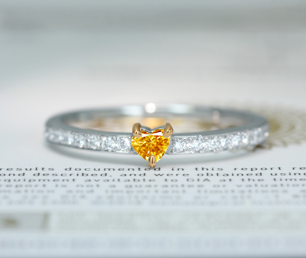 【HANDMADE】PT950/K18PG　天然イエローダイヤモンド　0.103ct　FANCY DEEP ORANGE YELLOW　SI-1　ダイヤモンド　0.128ct　リング　ハートシェイプ[CGL]