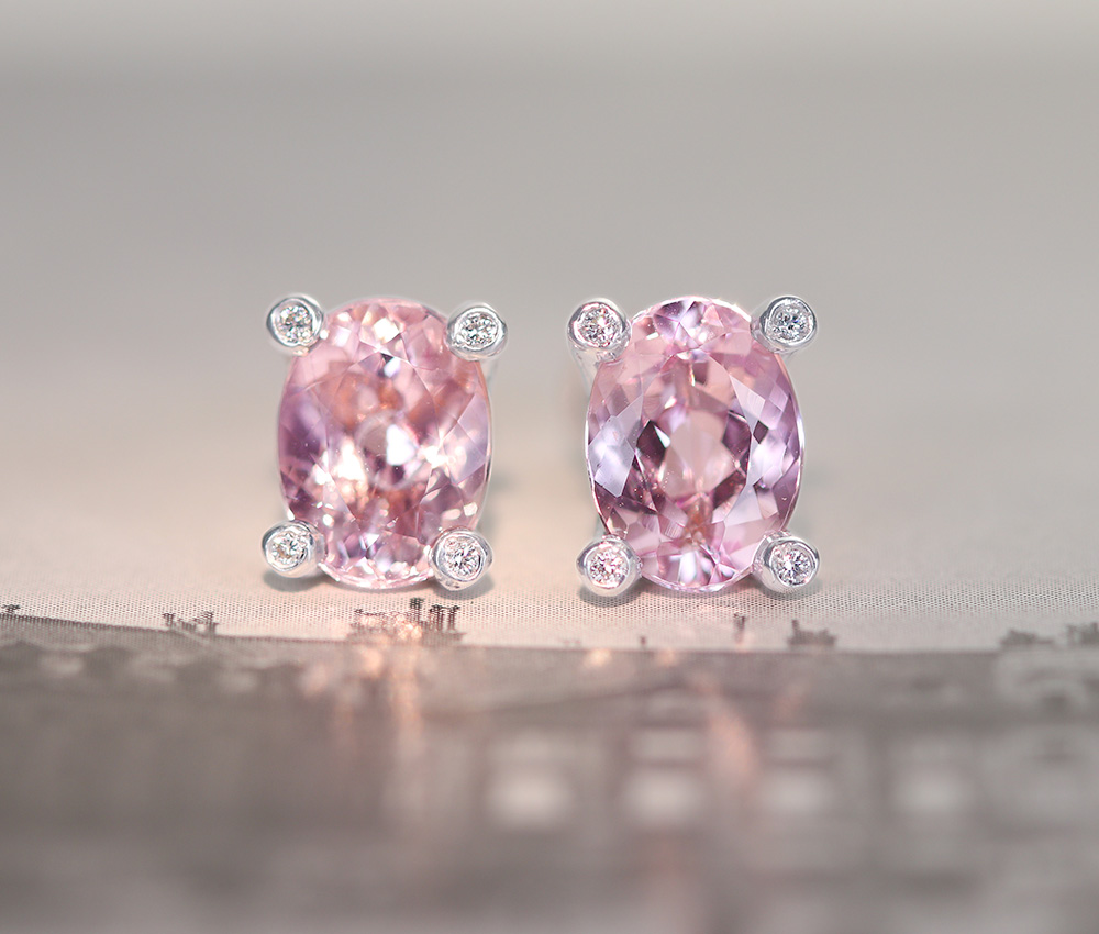 【HANDMADE】K18WG　インペリアルトパーズ　1.45ct/1.42ct　ダイヤモンド 0.014ct/0.014ct ピアス