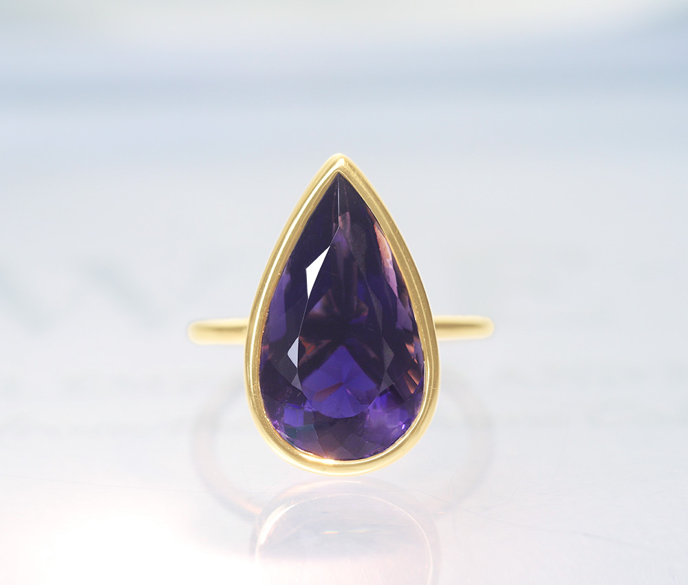 【HANDMADE】K18YG　アイオライトリング　 6.247ct 　キャンディリング