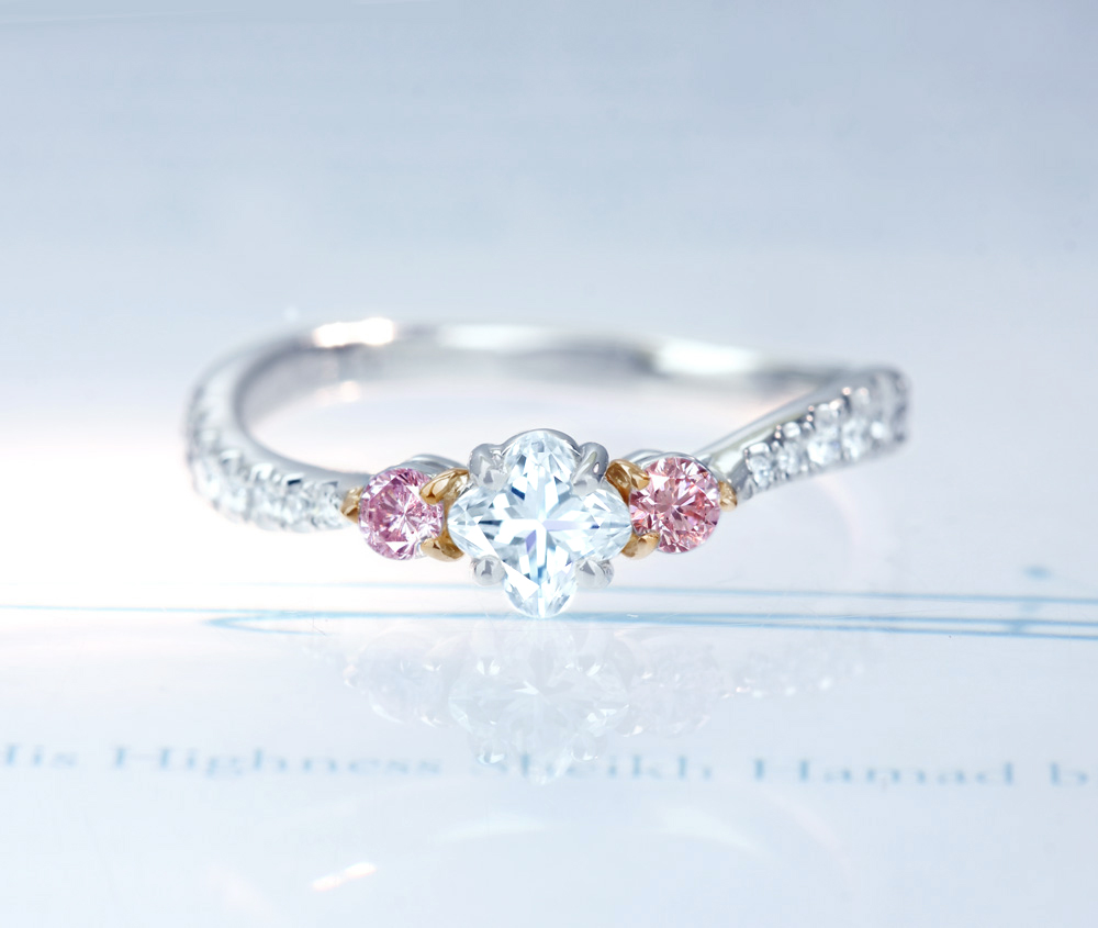 【HANDMADE】PT950/K18PG　ダイヤモンド　0.3ct　I　VS-1　天然ピンクダイヤモンド　0.055ct　FANCY LIGHT PURPLISH PINK　SI-2　天然ピンクダイヤモンド　　0.059ct　FANCY LIGHT PINK　SI-2　ダイヤモンド　0.165ct　リング[CGL][AGT]