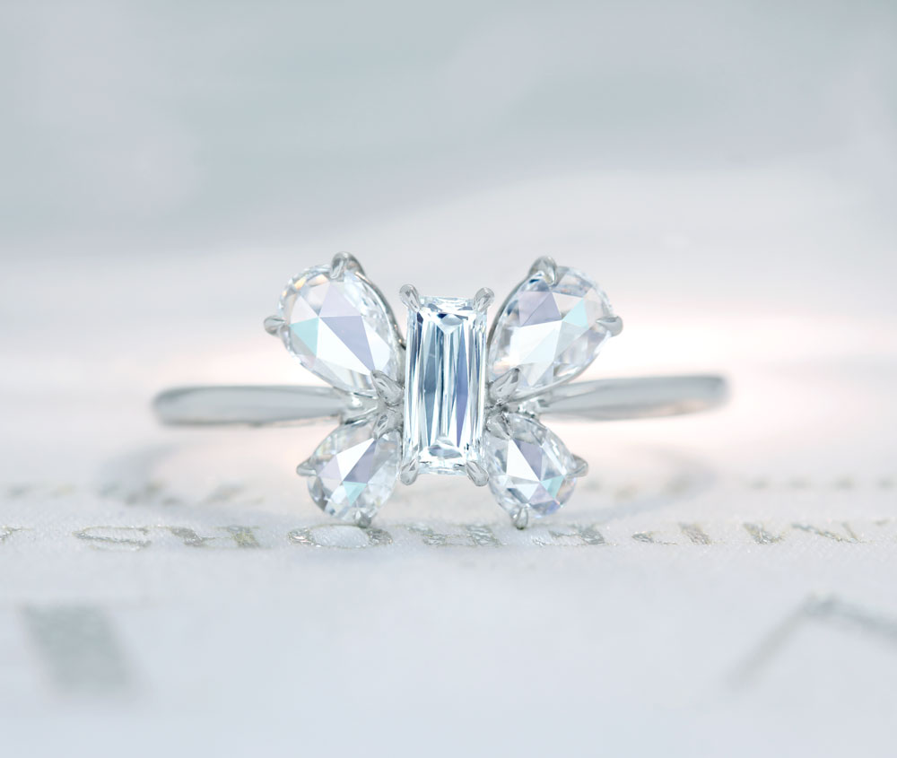 【HANDMADE】PT950 ダイヤモンド　0.246ct E VS-1 ダイヤモンド　0.371ct ローズカット　リング　蝶モチーフ