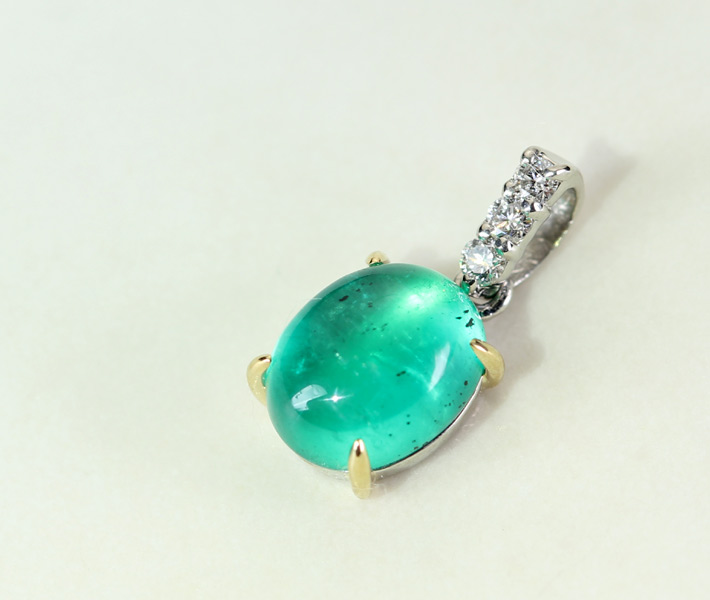 【HANDMADE】PT900/K18　エメラルド キャッツアイ 1.6ct ペンダントトップ