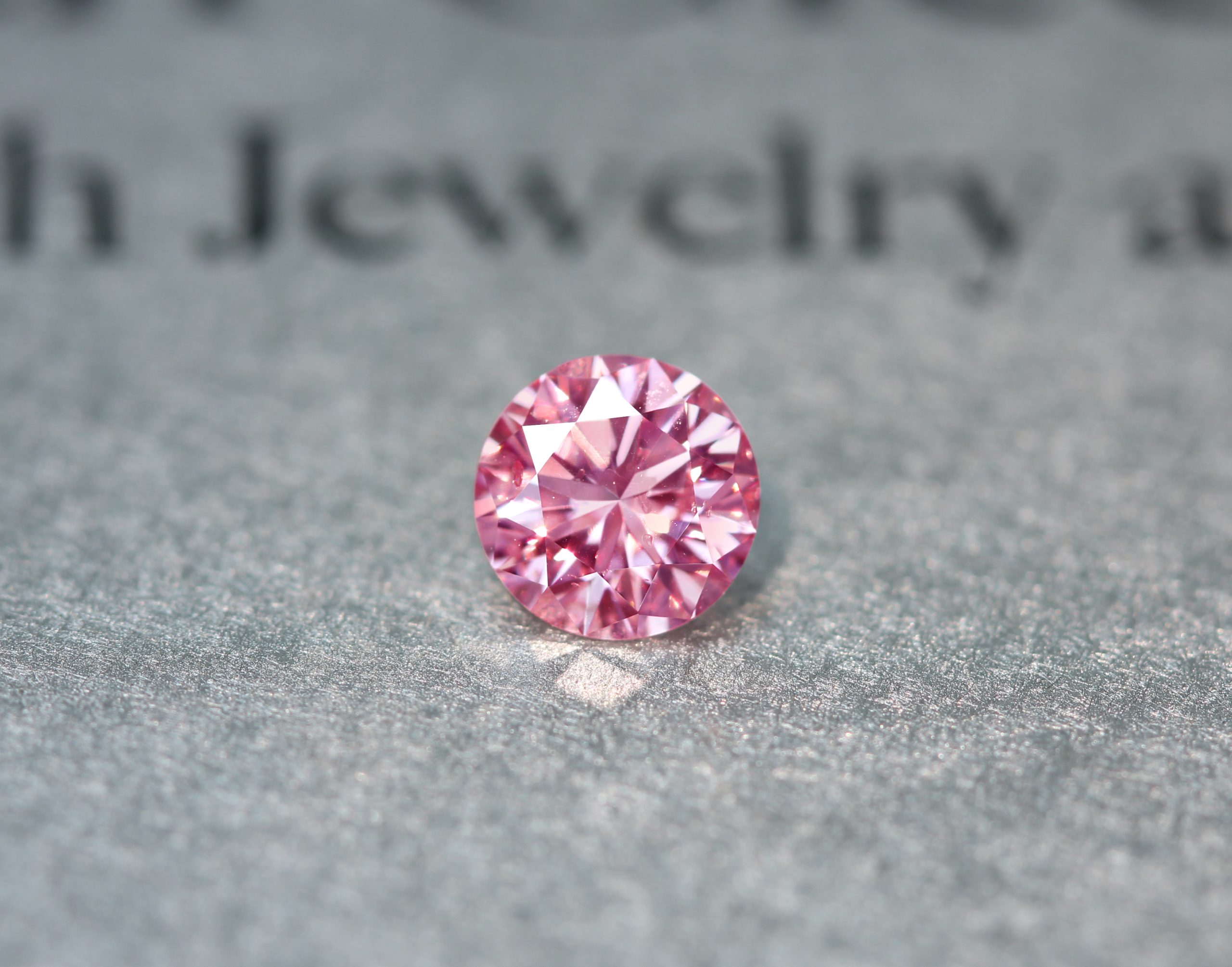 0.067ct VS-2天然ピンクダイヤルース FANCY DEEP PINK-