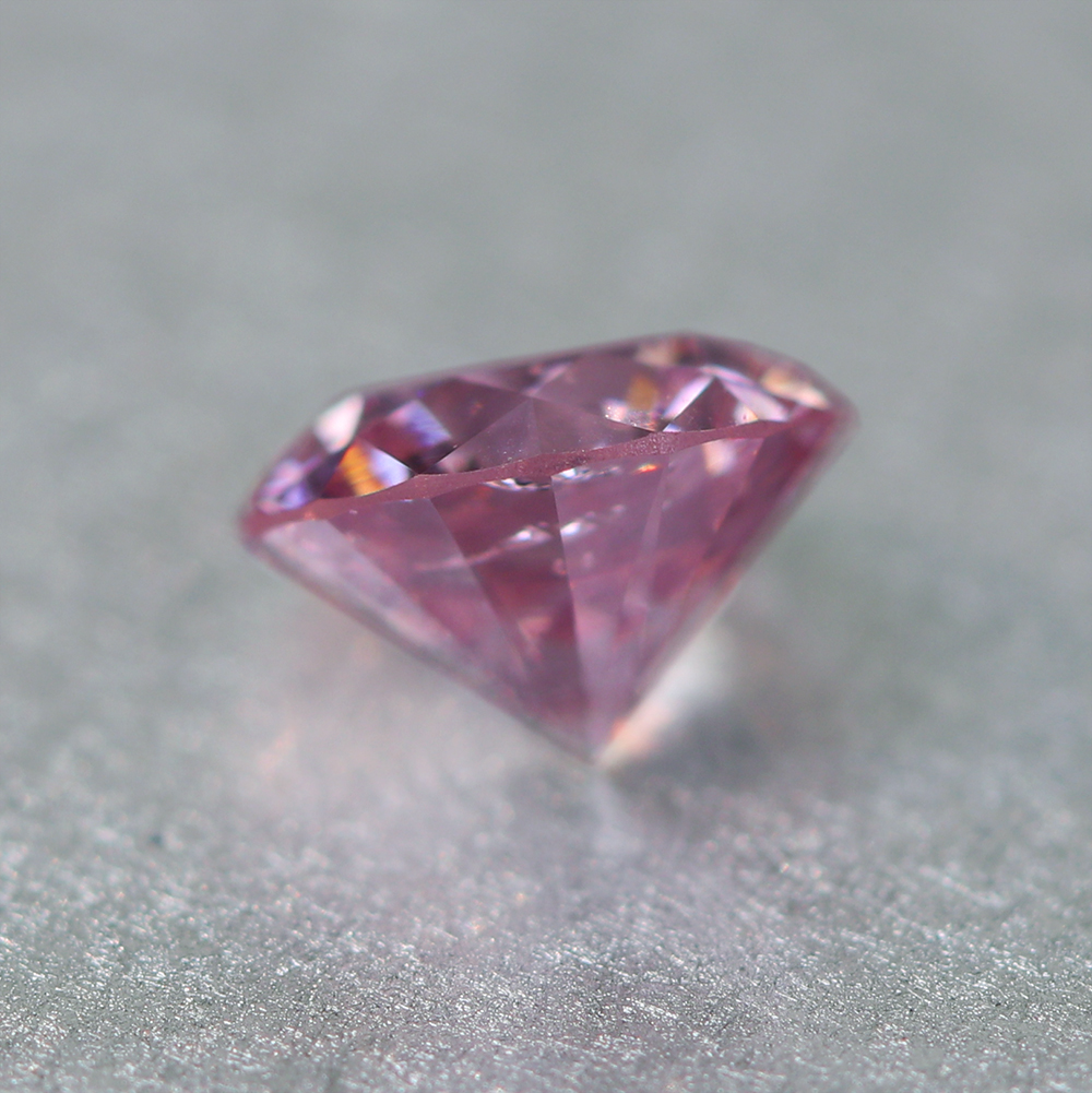 天然ピンクダイヤモンド 0.072ct FANCY INTENSE PINK I-1 ルース [中央 ...