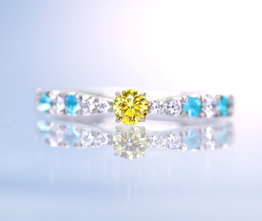 【HANDMADE】PT950/K18PG イエローダイヤモンド リング 0.157ct FANCY VIVID YELLOW SI-1 パライバトルマリン 0.136ct ダイヤモンド 0.244ct〔CGL〕