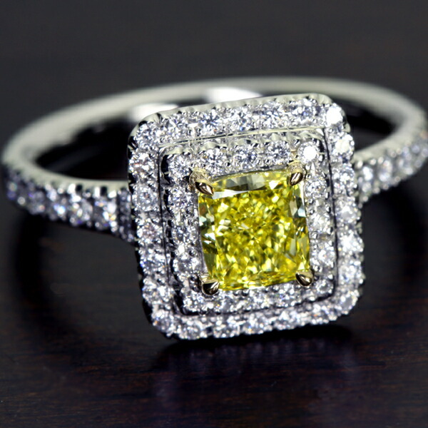 【HANDMADE】PT950  FANCY LIGHT GREEN YELLOW VS2 グリーンイエローダイヤモンド 　1.02ct　リング 　 ダイヤモンド　0.503ct※GIA鑑別書付き