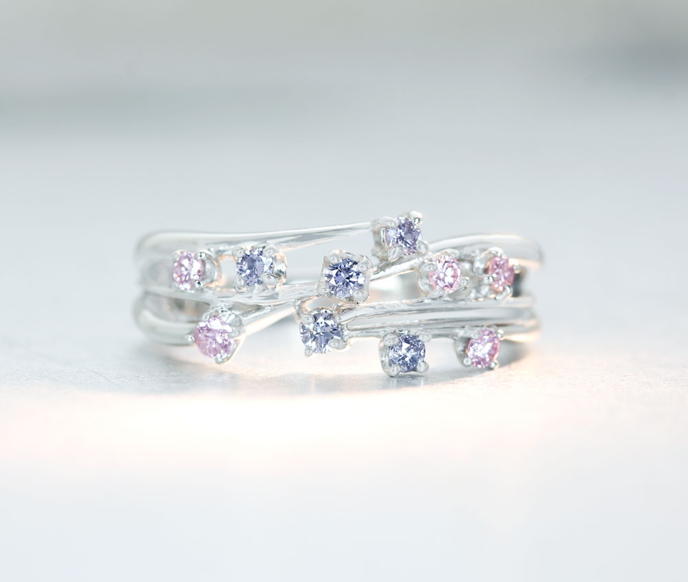 【HANDMADE】PT950 天然ヴァイオレットダイヤモンド 0.139ct 天然ピンクダイヤモンド 0.147ct リング