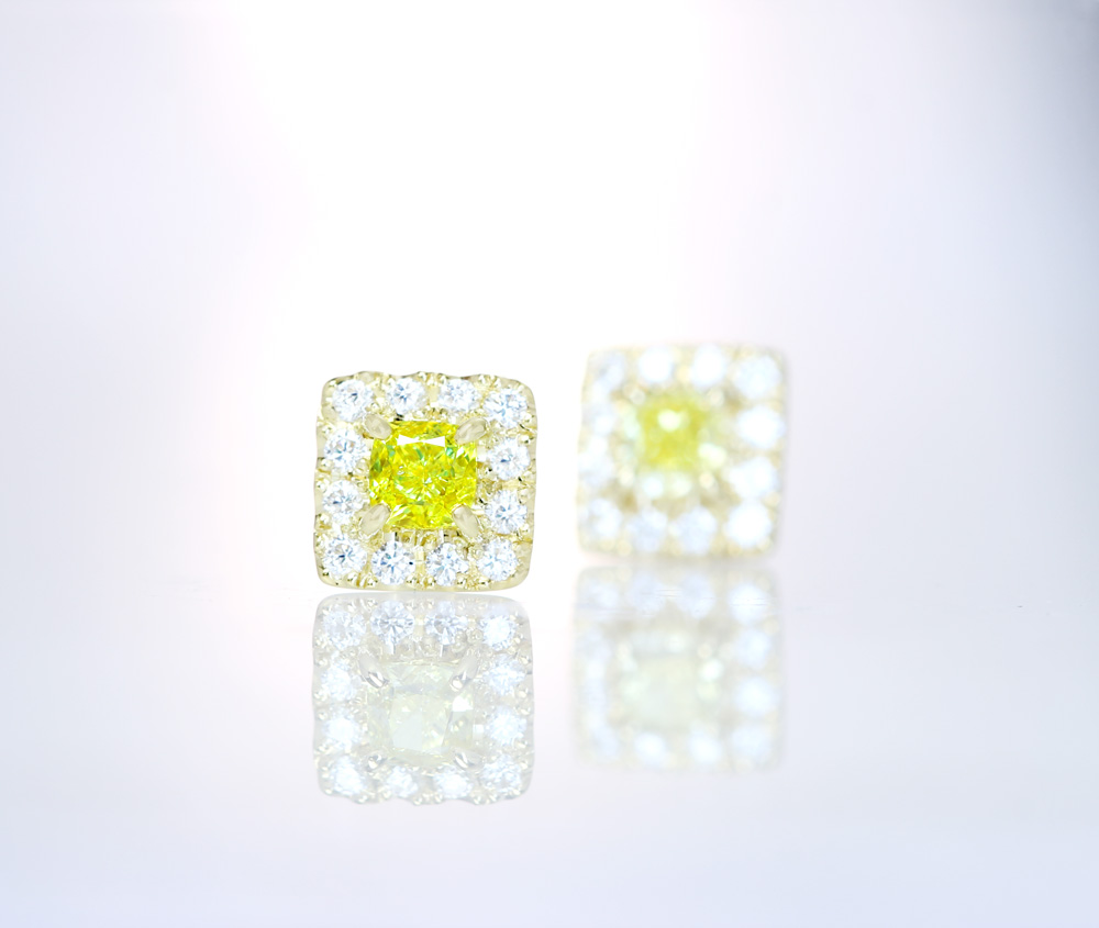 【HANDMADE】K18 天然イエローダイヤモンド　FANCY INTENSE YELLOW SI-1 0.213ct/0.239ct ダイヤモンド　0.111ct/0.111ct ピアス