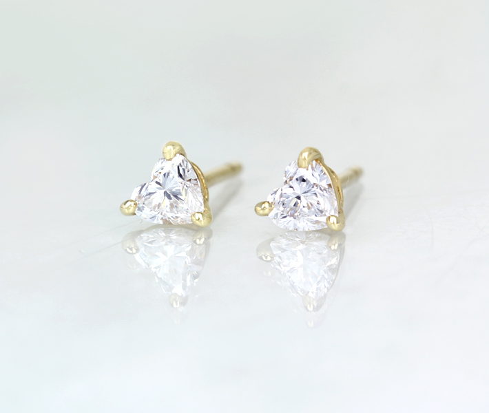 【HANDMADE】K18 ダイヤモンド 0.225ct/0.23ct E VS2 ピアス　 ハートシェイプ　※中央宝石研究所ソーティングシート付