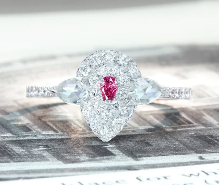 【HANDMADE】PT950　ピンクダイヤモンド　0.035ct　FANCY VIVID PURPLISH PINK VS-1　ダイヤモンド 0.512ct　リング　ペアシェイプ　ローズカット