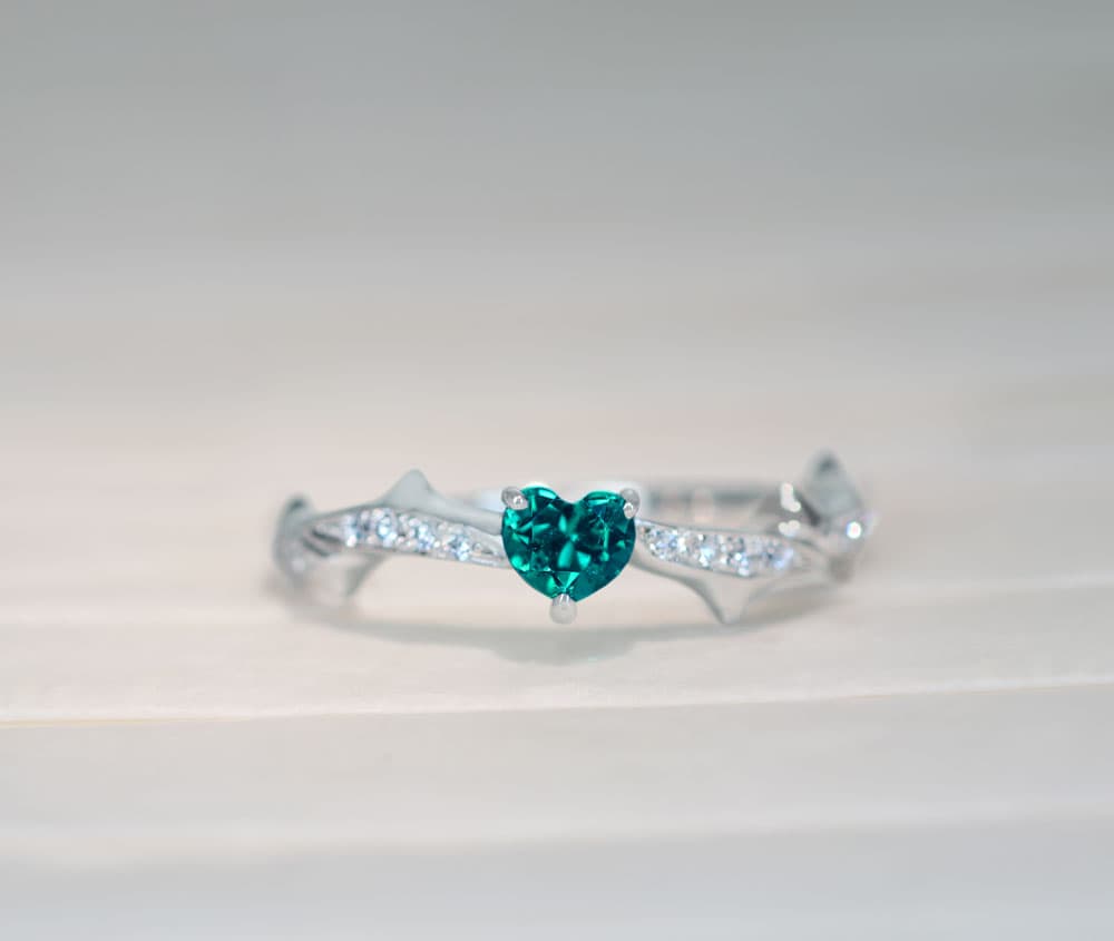【HANDMADE】PT950 コロンビア産 ノンオイルエメラルド 0.22ct ダイヤモンド 0.154ct リング ハートシェイプ[GIA]