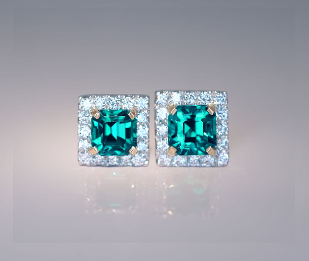 【HANDMADE】Pt950/K18YG　コロンビア産ノンオイルエメラルド0.26ct/0.32ct カラーレスダイヤ　0.096ct/0.096ct　 ピアス　[GIA]