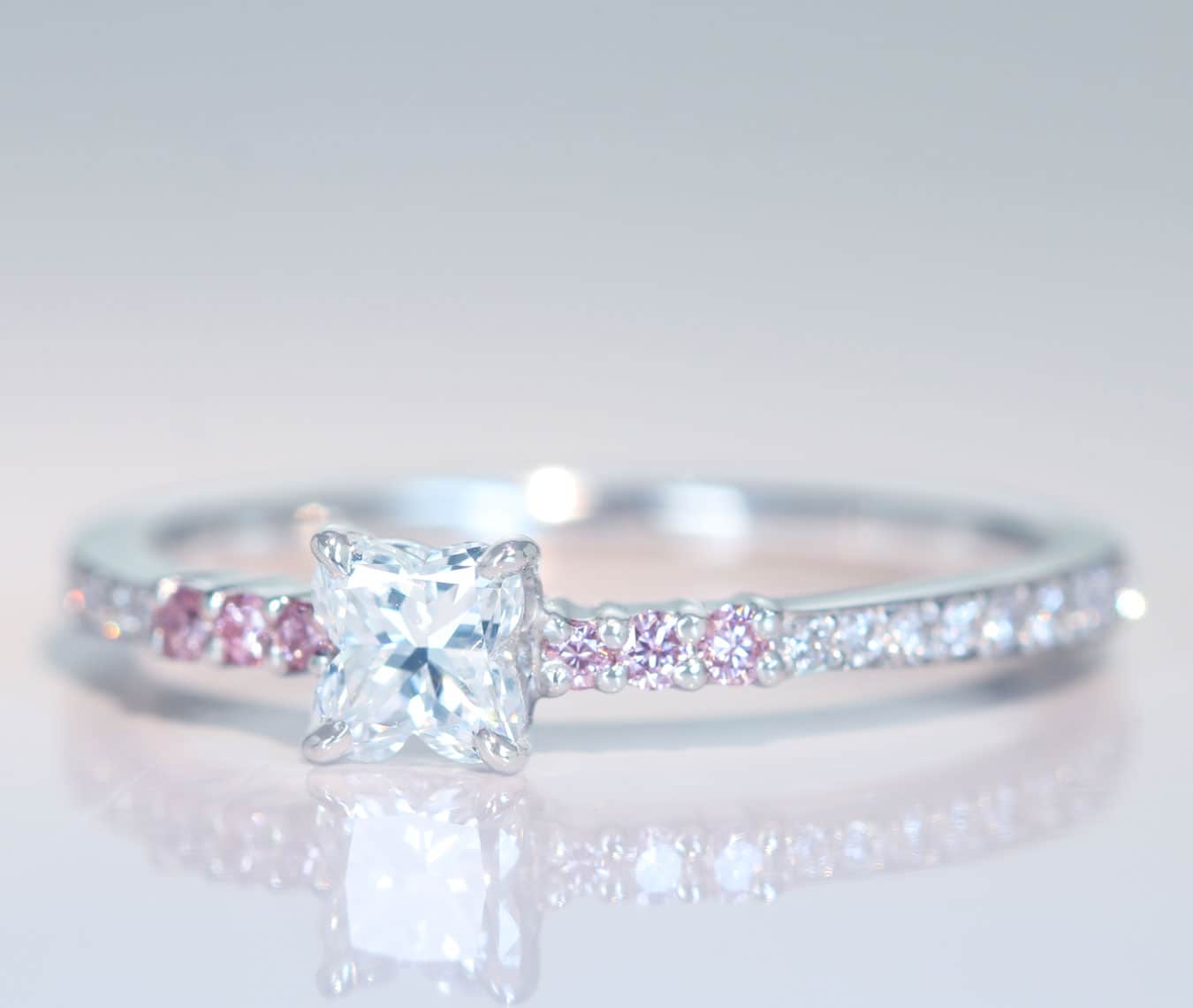 【HANDMADE】PT950 ダイヤモンド 0.349ct D VVS2リリーカット ピンクダイヤモンド ダイヤモンド リング[中央宝石研究所]