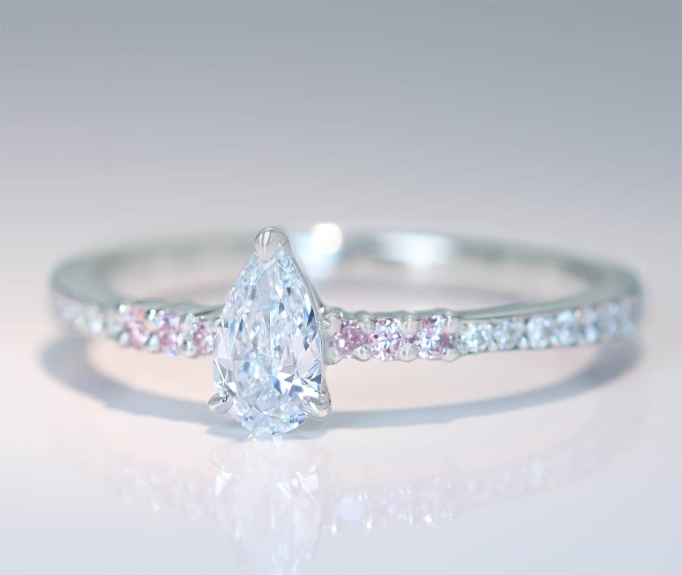 【HANDMADE】PT950 ダイヤモンド D VS-1 ペアシェイプ ピンクダイヤモンド ダイヤモンド リング[中央宝石研究所]