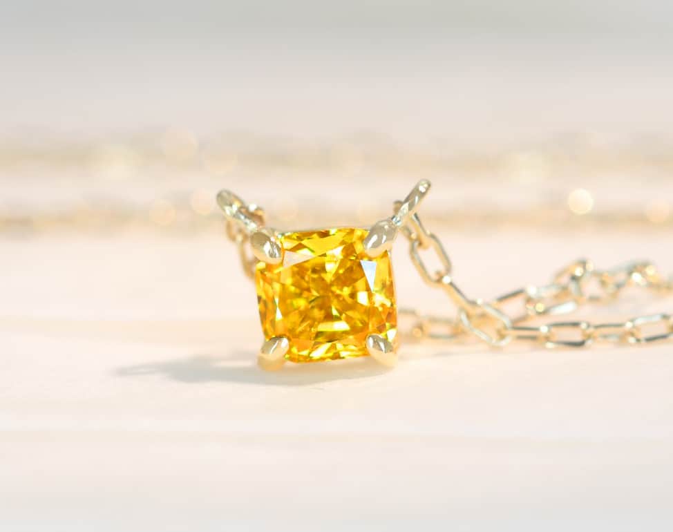 【HANDMADE】K18YG イエローダイヤモンド ヴィヴィッドイエロー　0.189ct FANCY VIVID YELLOW ネックレス