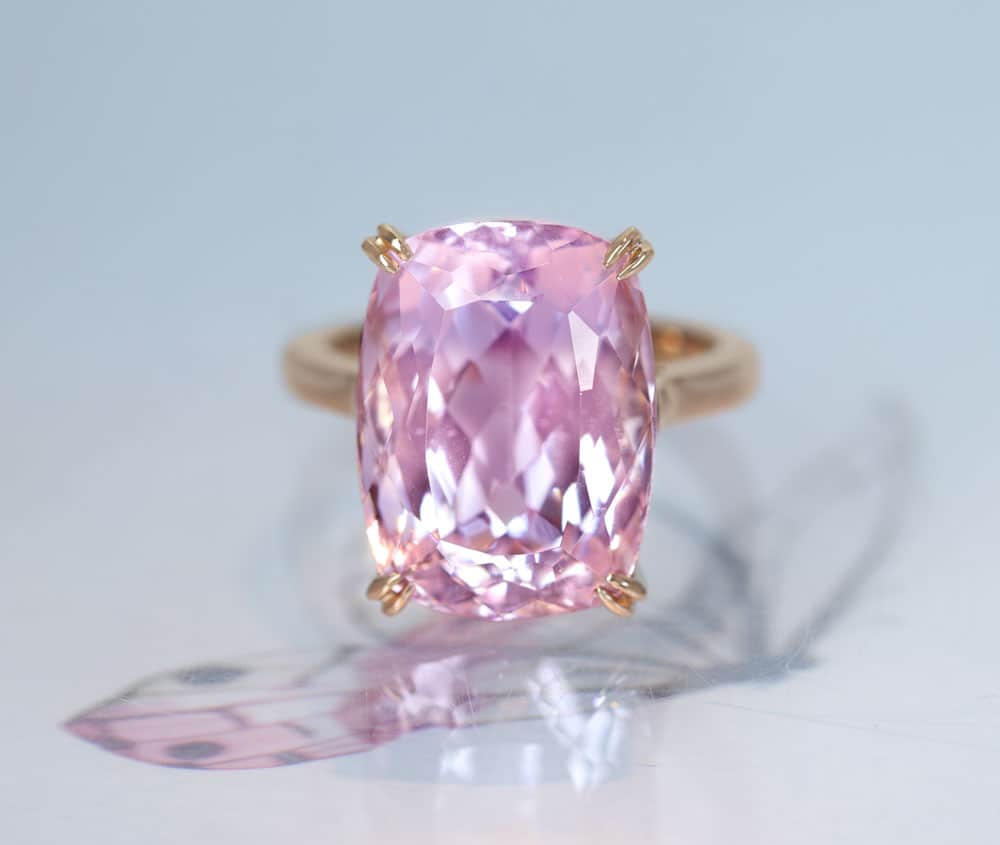 【HANDMADE】K18PG モルガナイト 14.89ct リング