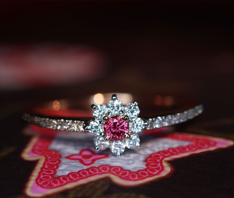【HANDMADE】PT950/K18PG ピンクダイヤモンド FANCY VIVID PURPLISH PINK SI1 0.070ct ダイヤモンド 0.30ct リング [中央宝石研究所]